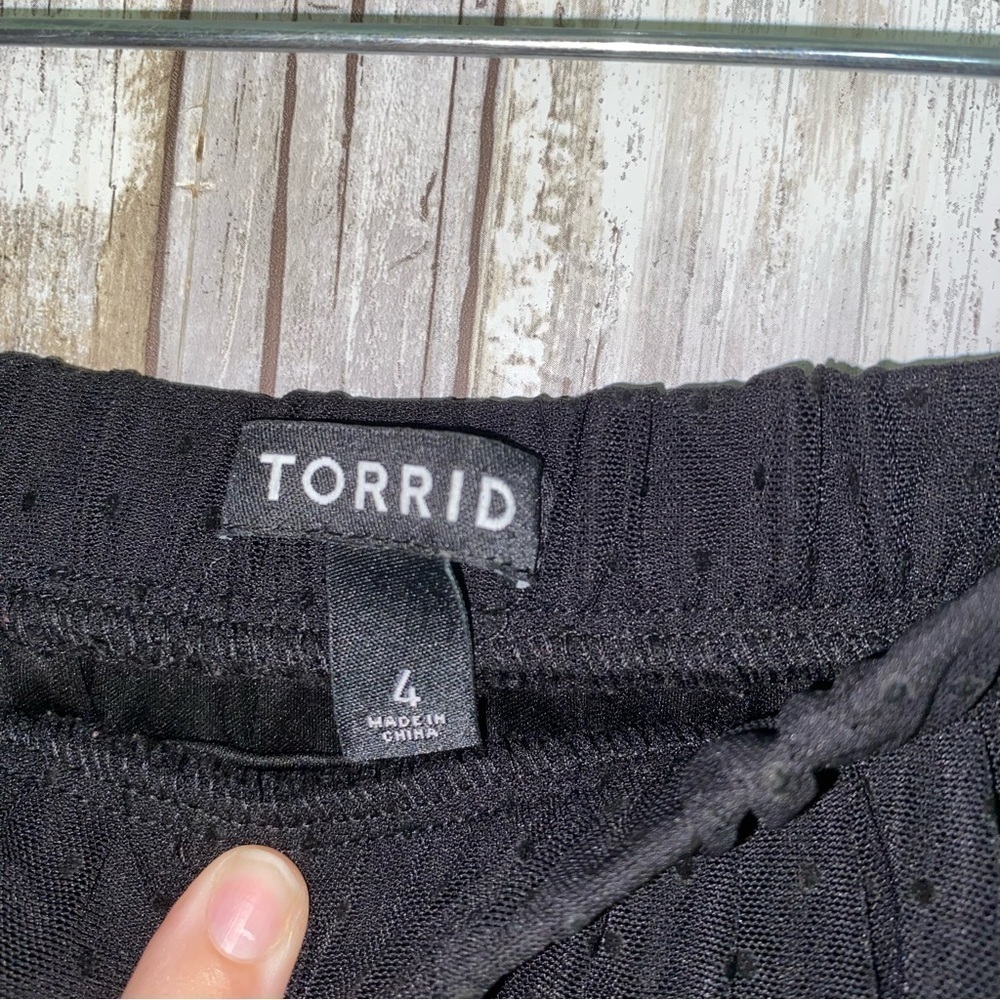 Torrid Black Tulle Midi Skirt 4X Plus Size Swiss Dot Mesh Flowy Balletcore Party - Picture 4 of 4